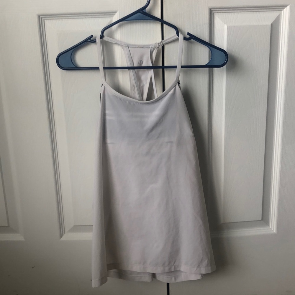 LULULEMON white tank top w/ sports bra